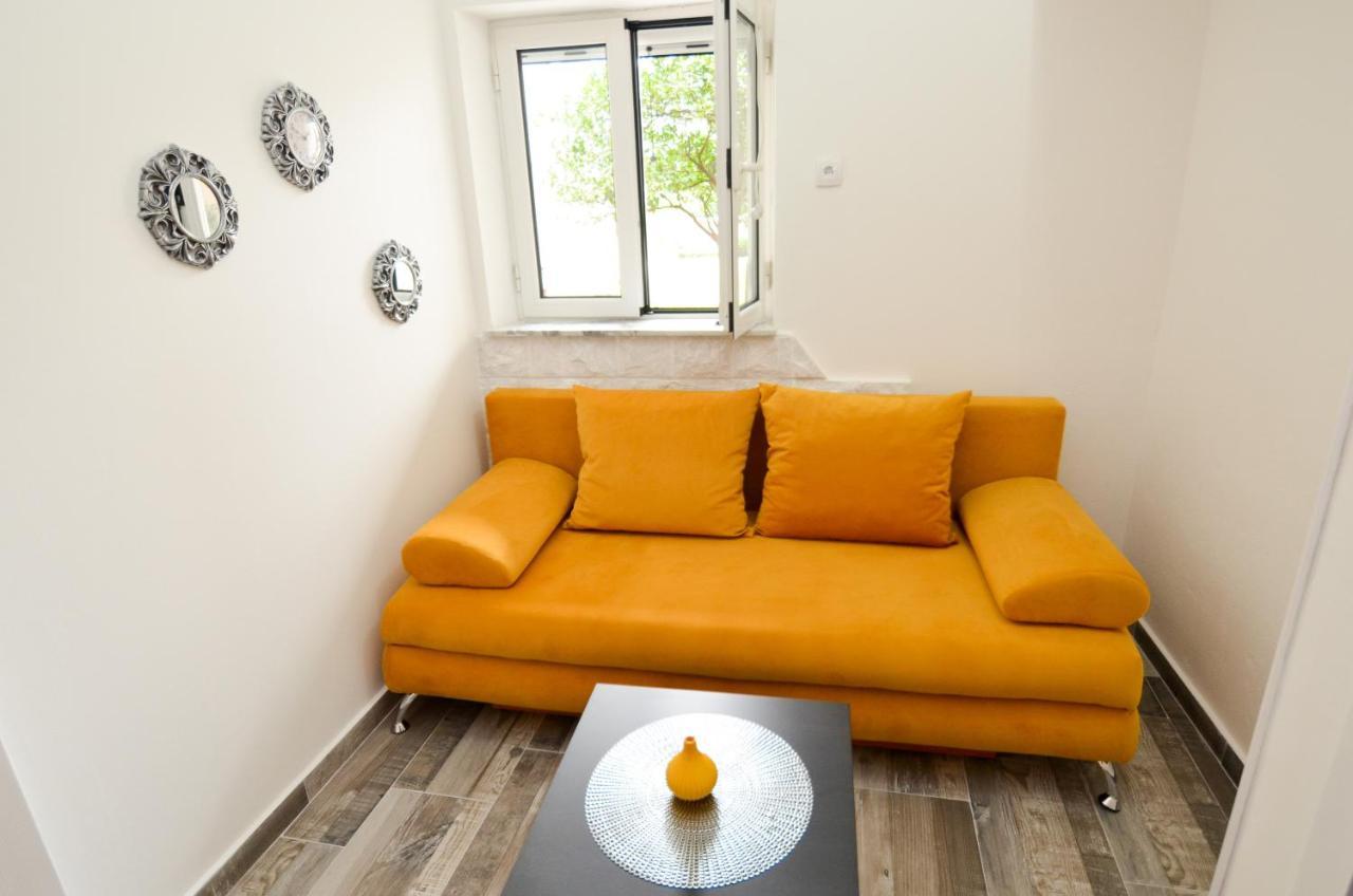 Modern Seaside Escape - Stunning Sea View - Private & Stylish Apartamento Kotor Exterior foto