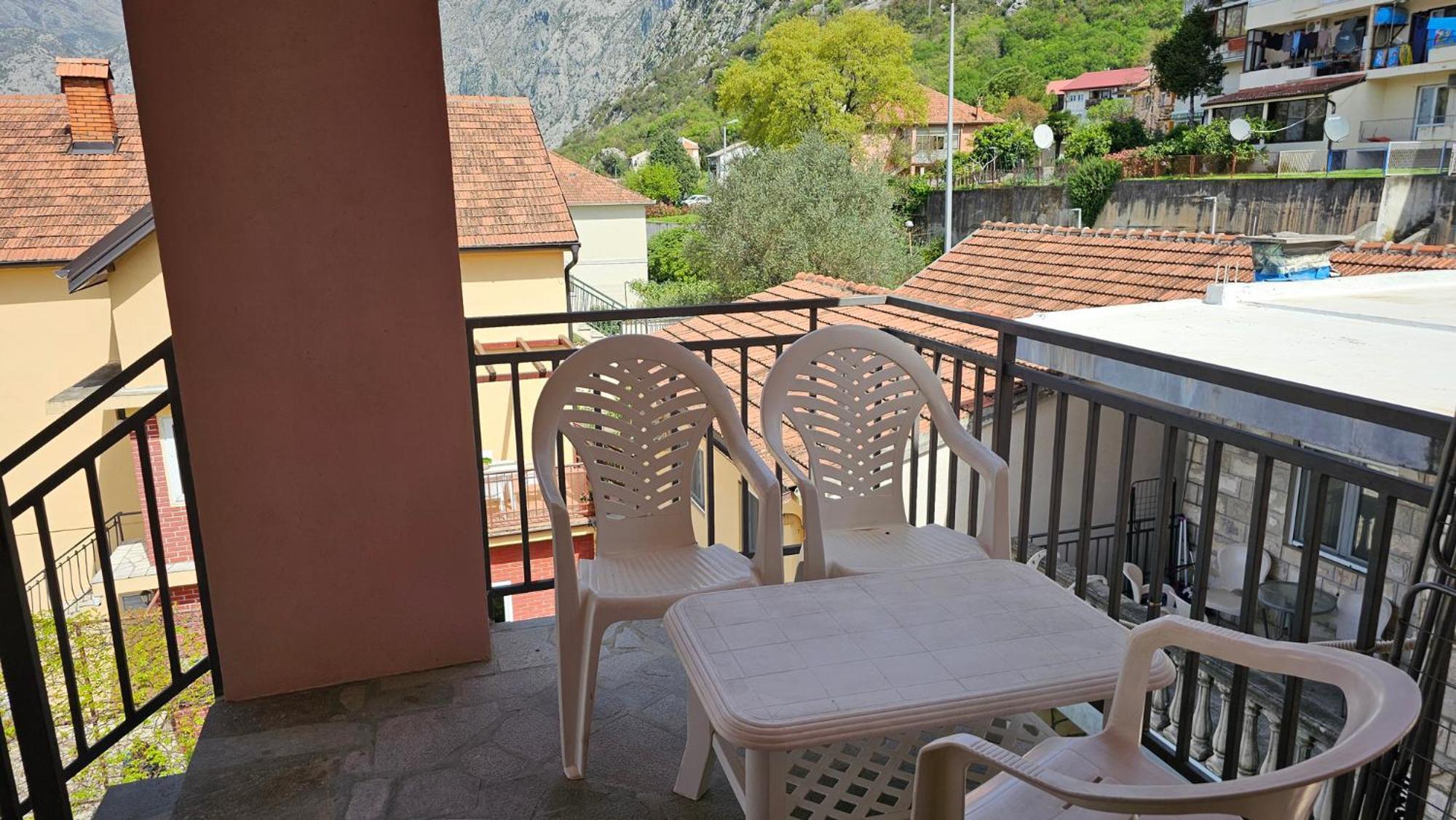Modern Seaside Escape - Stunning Sea View - Private & Stylish Apartamento Kotor Exterior foto