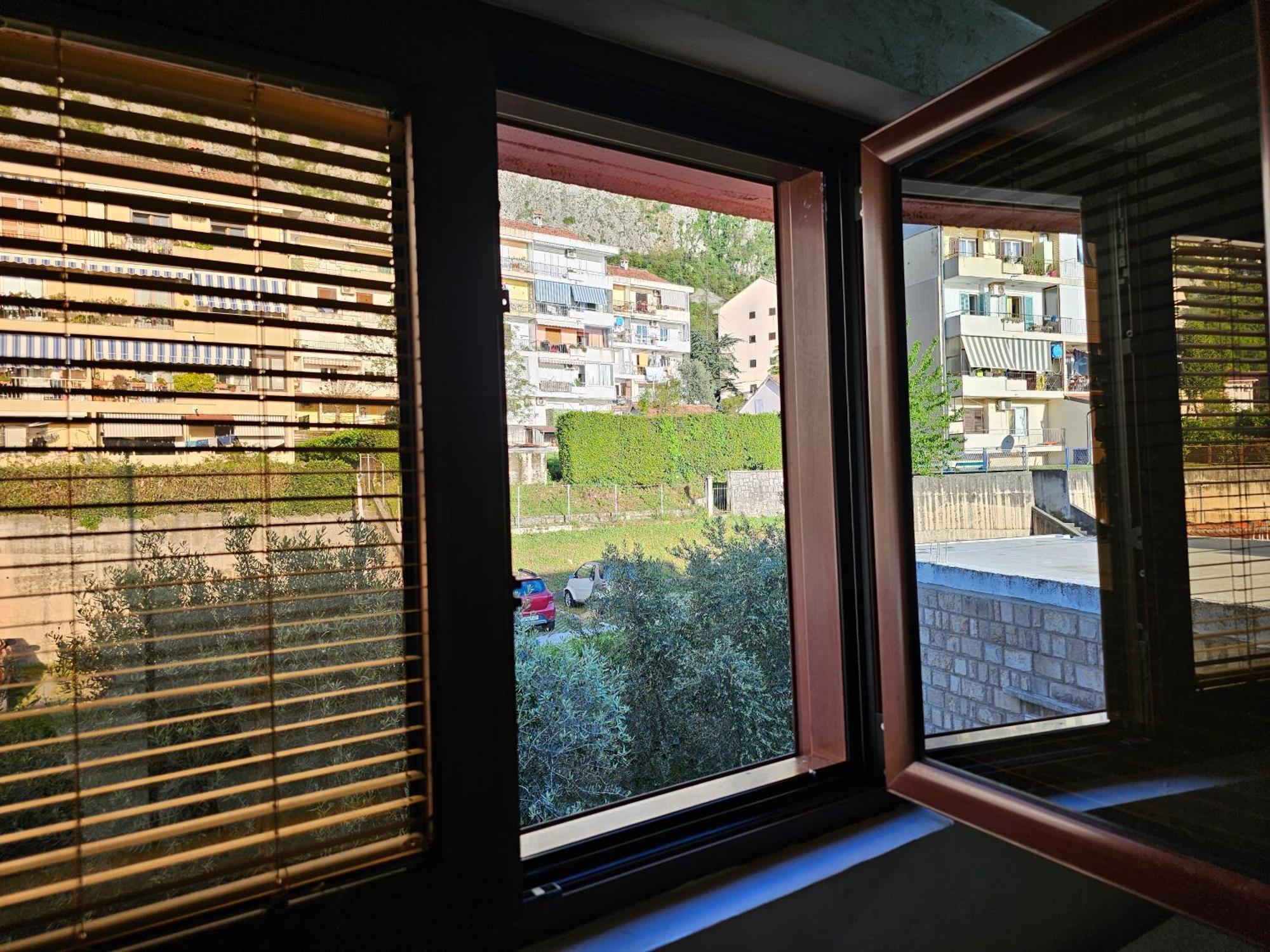 Modern Seaside Escape - Stunning Sea View - Private & Stylish Apartamento Kotor Exterior foto