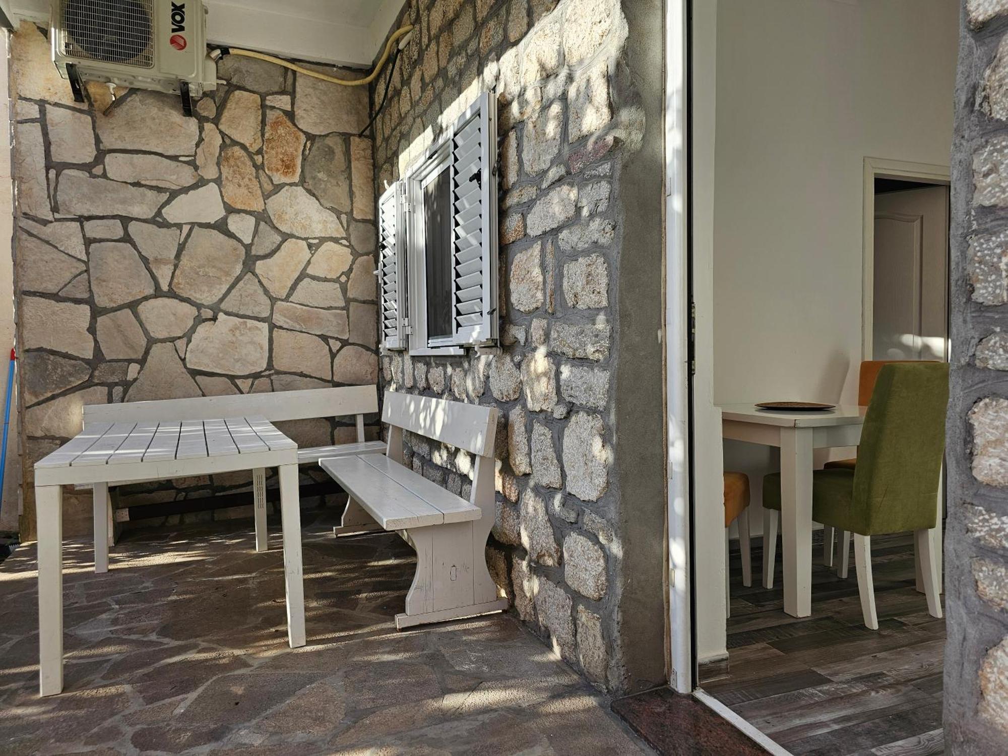 Modern Seaside Escape - Stunning Sea View - Private & Stylish Apartamento Kotor Exterior foto